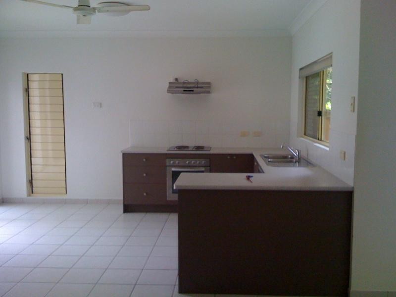 2/352 Port Douglas Rd, Port Douglas QLD 4877