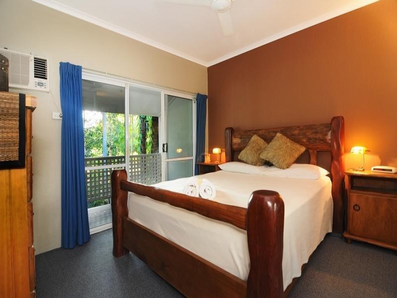 100/121-137 PORT DOUGLAS ROAD, Port Douglas QLD 4877