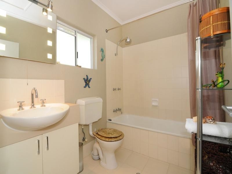 100/121-137 PORT DOUGLAS ROAD, Port Douglas QLD 4877