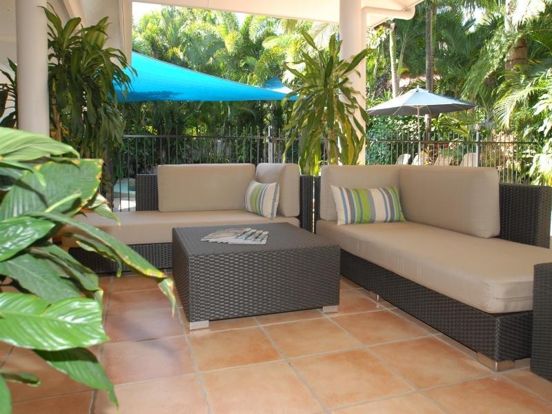 8 Andrews Close, Beach Point, Port Douglas QLD 4877