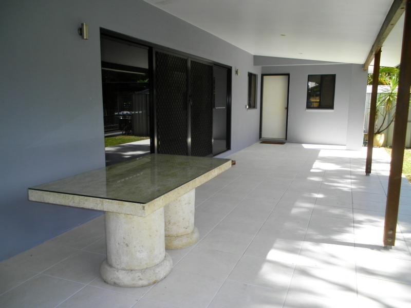 24 ALBATROSS CLOSE, Cooya Beach QLD 4873