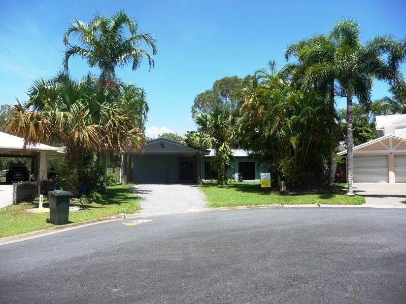 24 ALBATROSS CLOSE, Cooya Beach QLD 4873