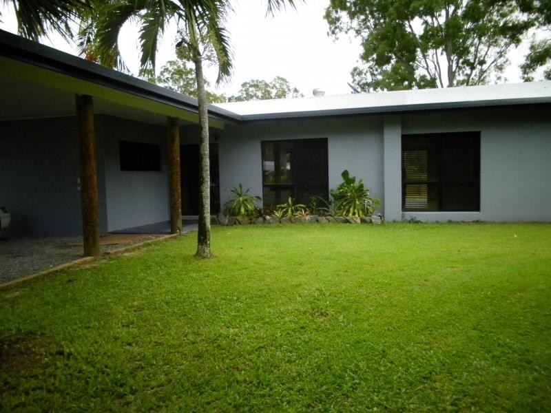 24 ALBATROSS CLOSE, Cooya Beach QLD 4873