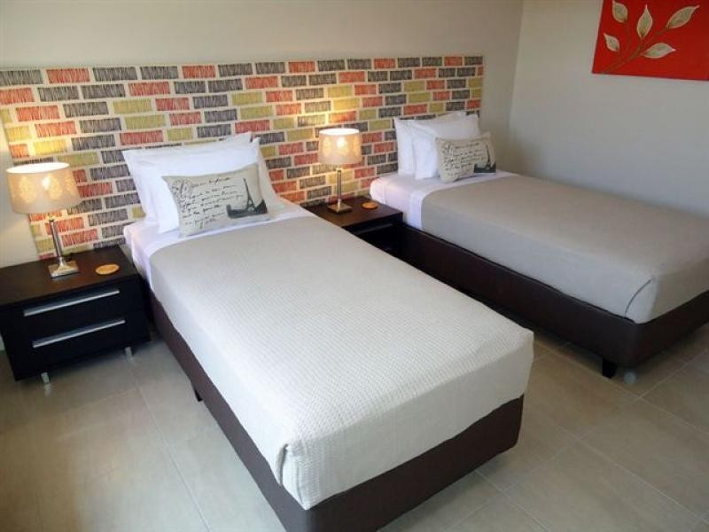 6 Downing Street, Cascades on Fairways, Port Douglas QLD 4877