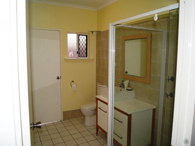 1 SPINNAWAY CLOSE, Port Douglas QLD 4877