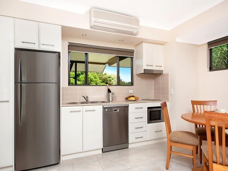 25, Shantara/, Port Douglas QLD 4877
