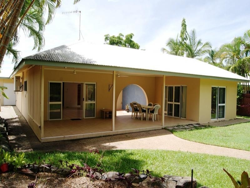 38 Endeavour St, Port Douglas QLD 4877
