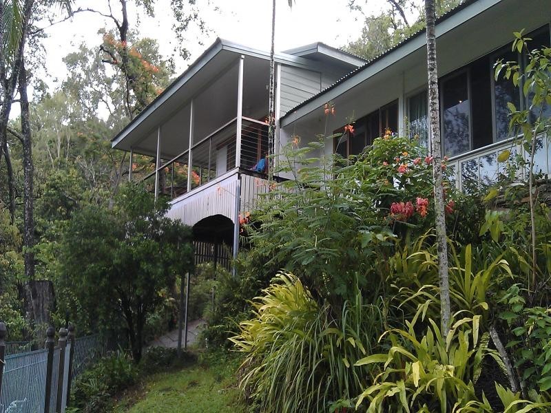284 Mowbray River Rd, Mowbray QLD 4877