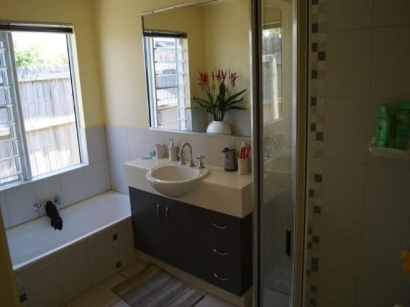 24 Brolga St, Port Douglas QLD 4877