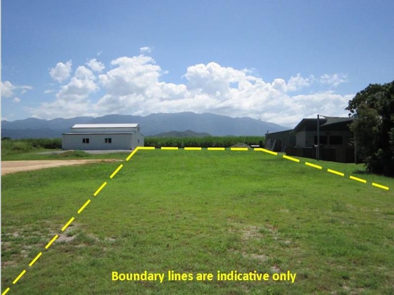 24 Marine Parade, Newell QLD 4873