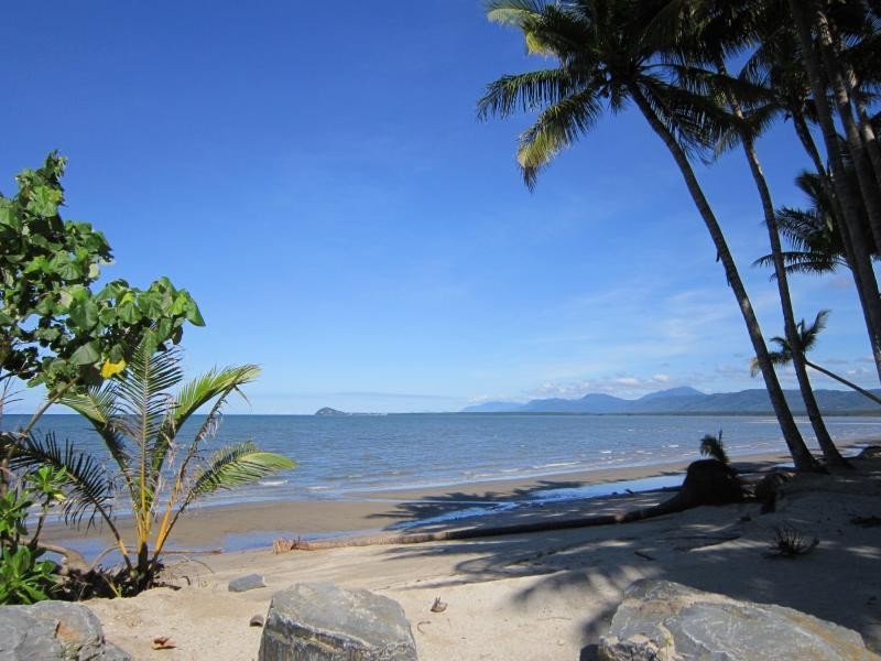 24 Marine Parade, Newell QLD 4873