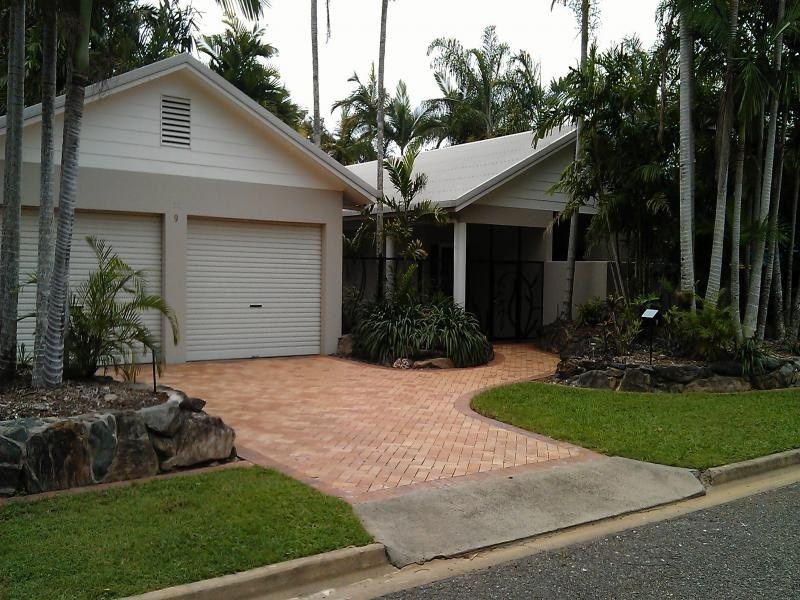 9 Trochus Cl, Port Douglas QLD 4877