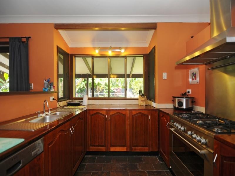 30 Limpet Av, Port Douglas QLD 4877