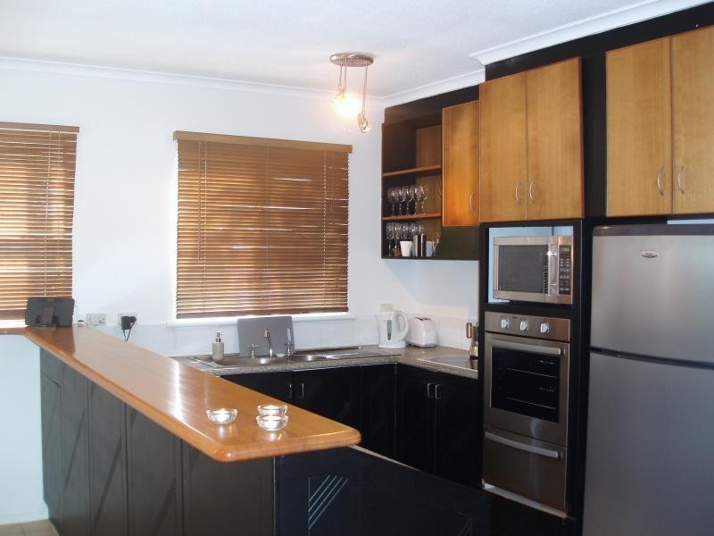 1/60 Mudlo St, Portland Green, Port Douglas QLD 4877