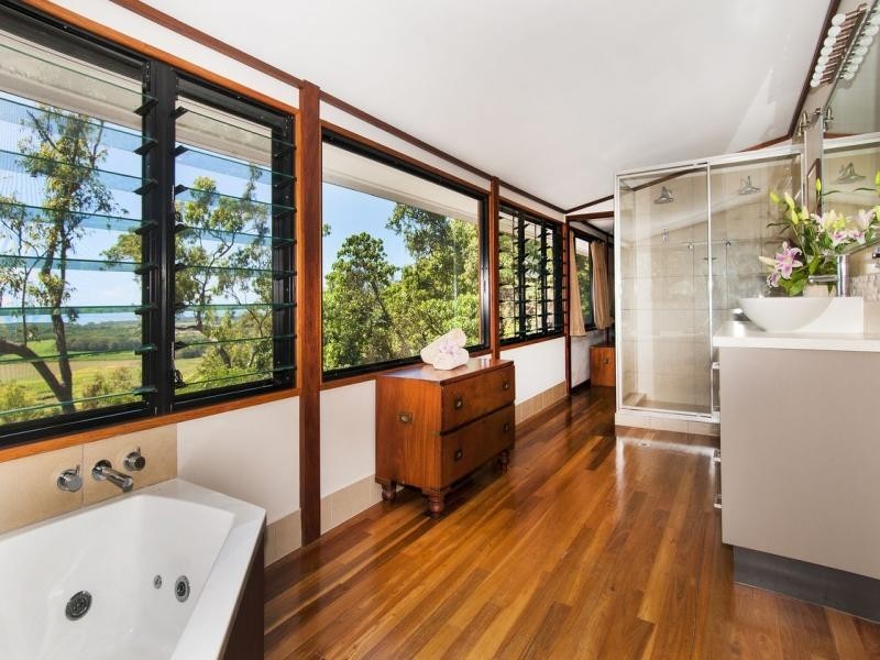 282 Mowbray River Rd, Mowbray QLD 4877