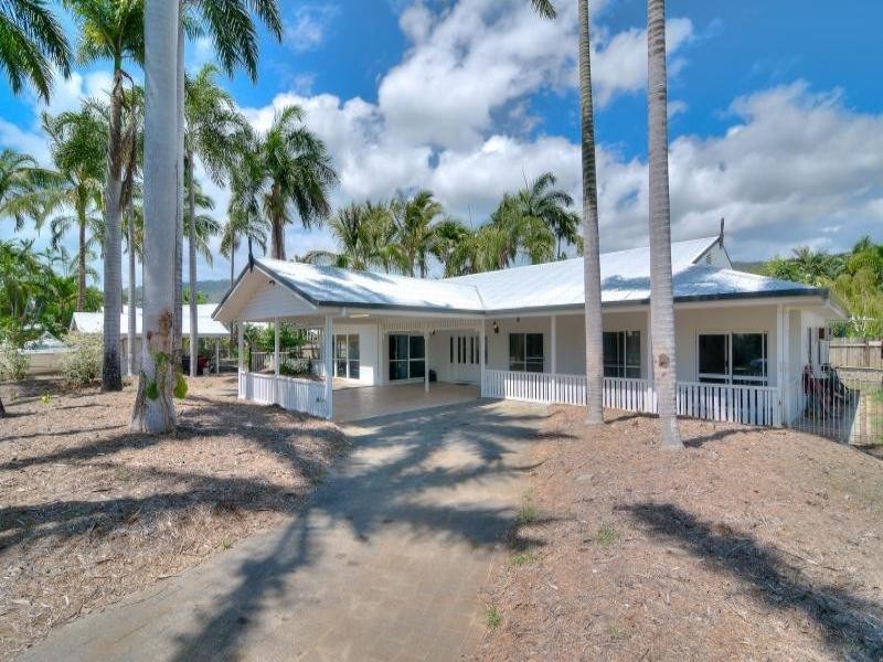 16 Endeavour Street, Port Douglas QLD 4877