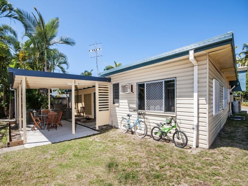 42 Marine Parade, Newell QLD 4873