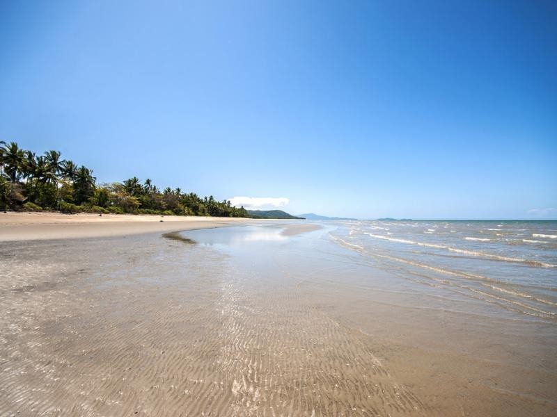 42 Marine Parade, Newell QLD 4873