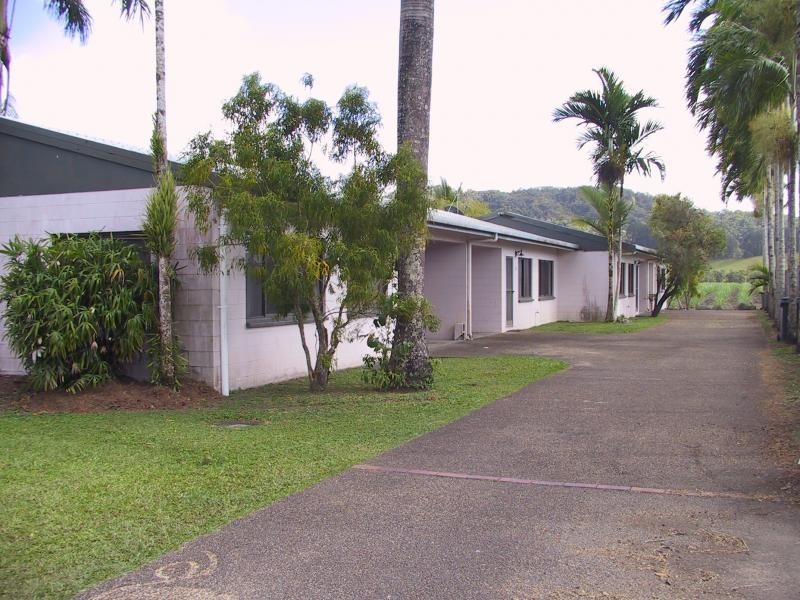 24 Atherton St, Mossman QLD 4873