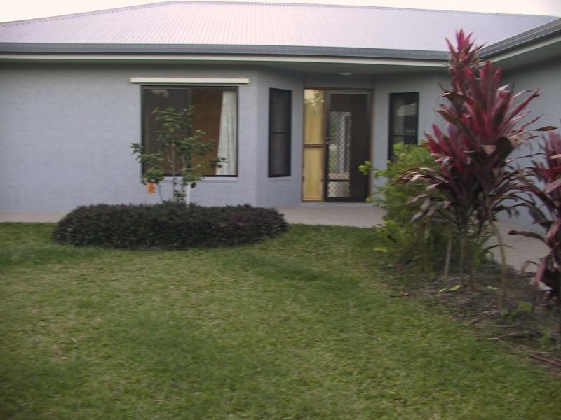 8 Sylvia Close, Wonga QLD 4873