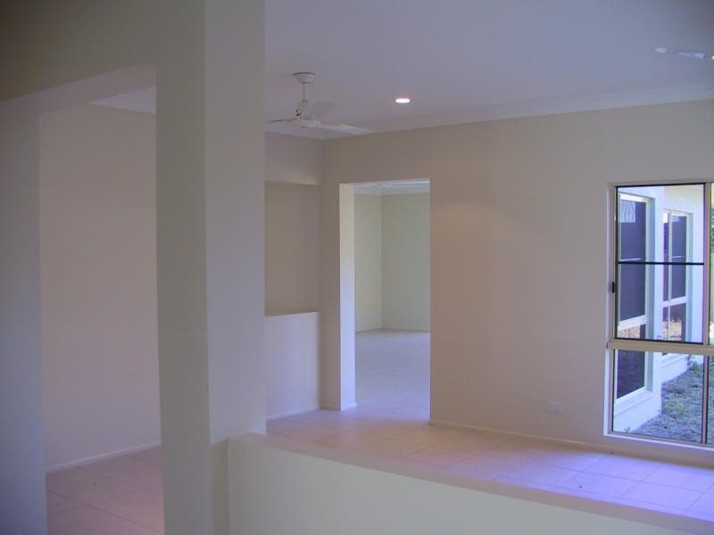 1 Camelia Close, Wonga QLD 4873