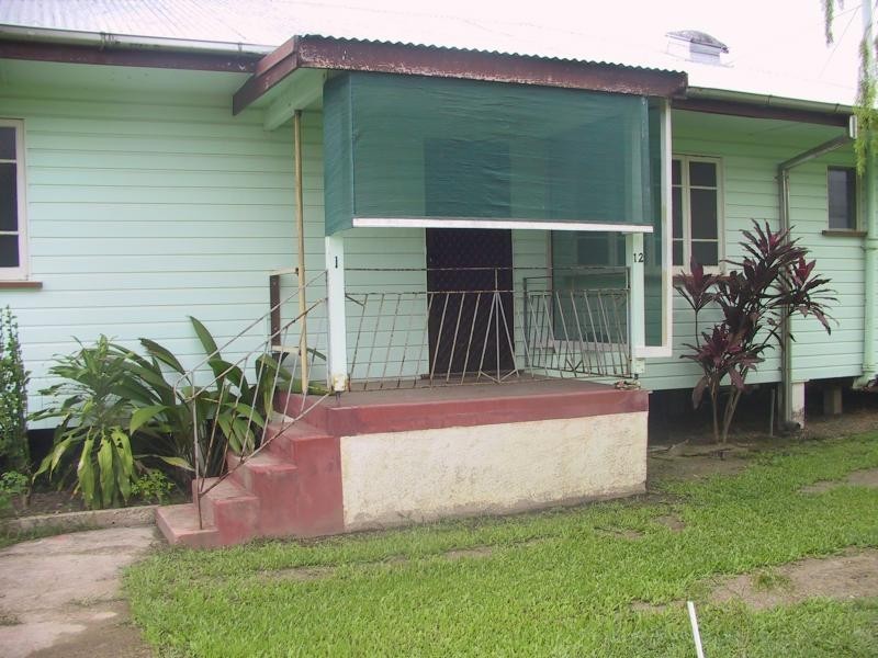 1/12 Thomas Street, Mossman QLD 4873