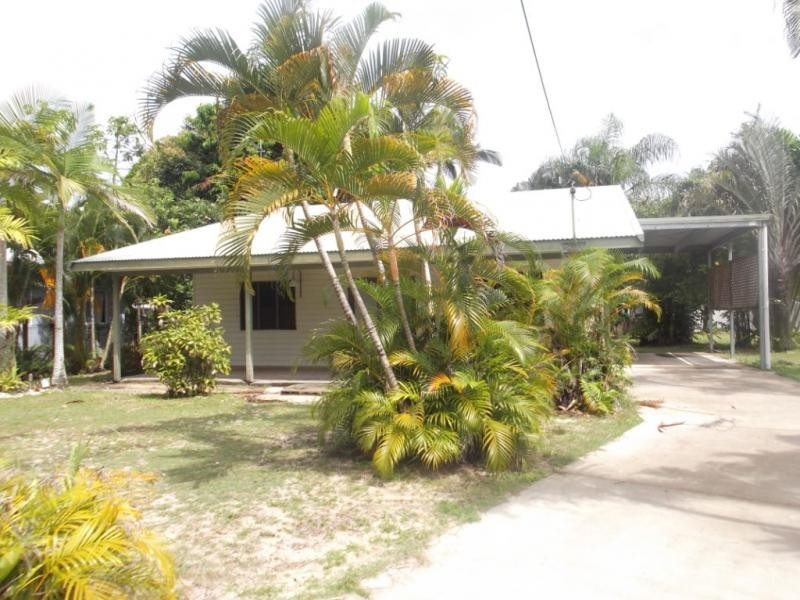 16 Barra Close, Wonga QLD 4873