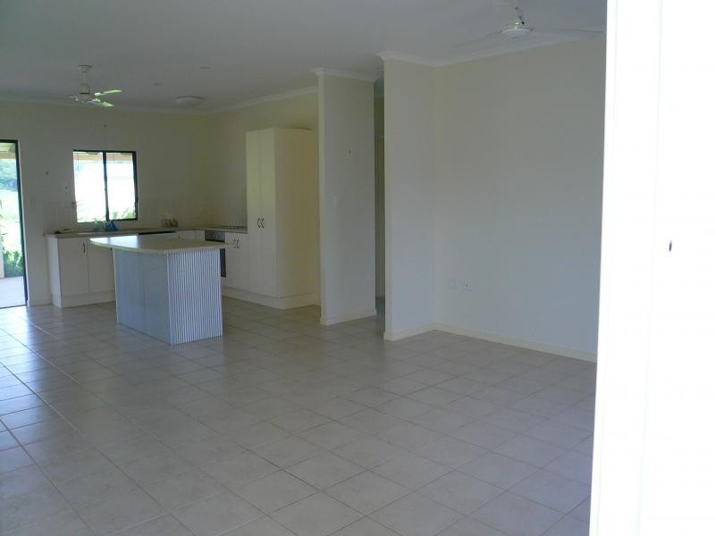 Miallo QLD 4873