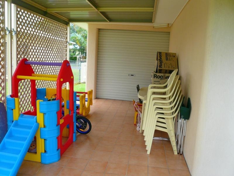 36 Middlemiss St, Mossman QLD 4873