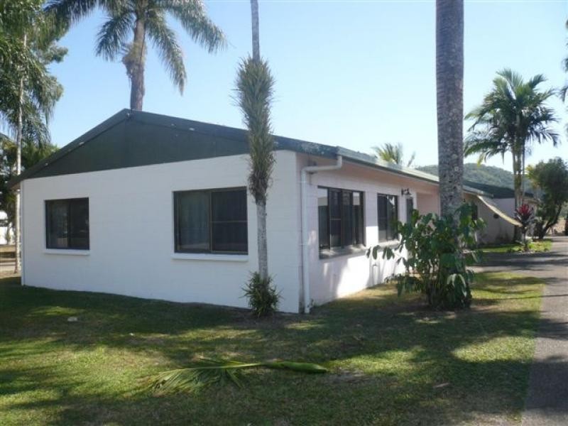 3/24 Atherton St, Mossman QLD 4873