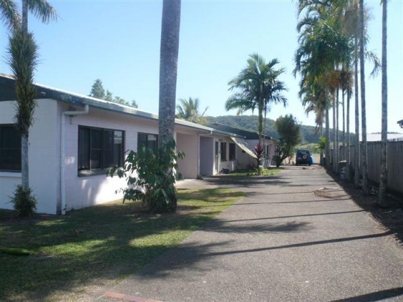 3/24 Atherton St, Mossman QLD 4873