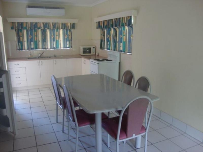 1, 4 and 6/7 Blain St, Mossman QLD 4873