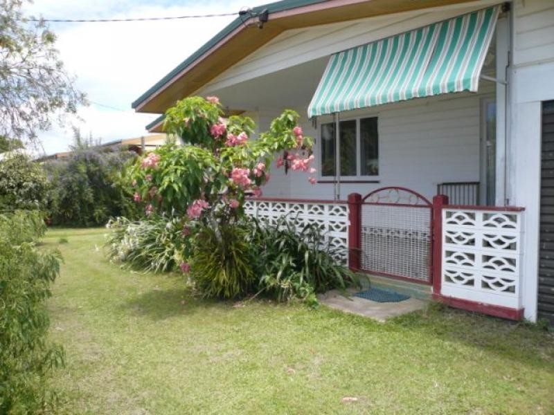 12 Andrews Street, Newell QLD 4873