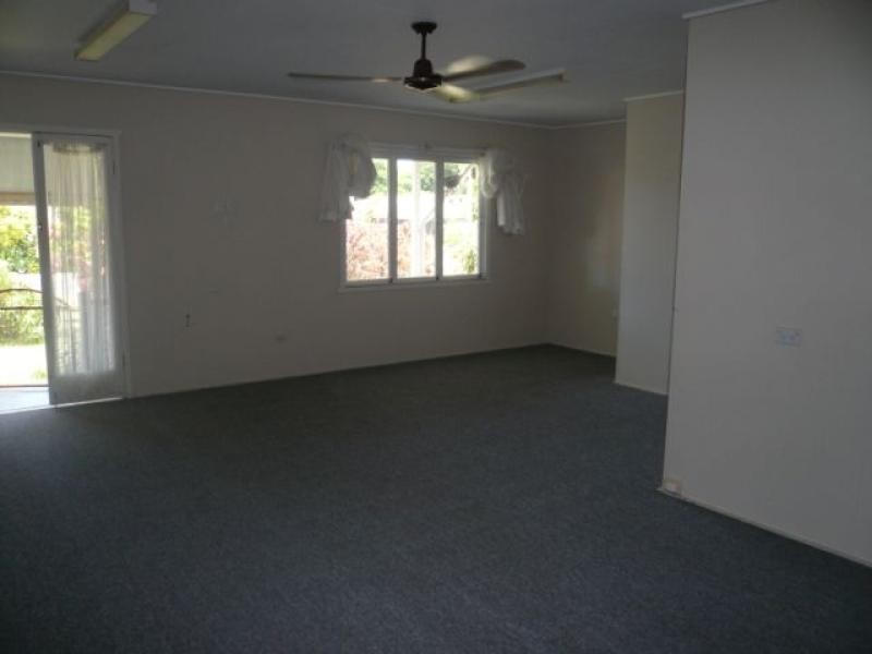 12 Andrews Street, Newell QLD 4873