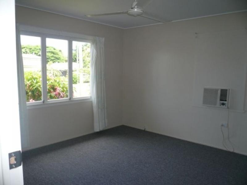 12 Andrews Street, Newell QLD 4873