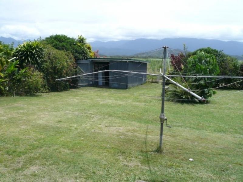 12 Andrews Street, Newell QLD 4873