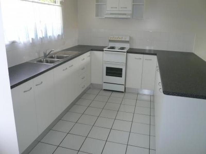 14 Thooleer Close, Cooya Beach QLD 4873