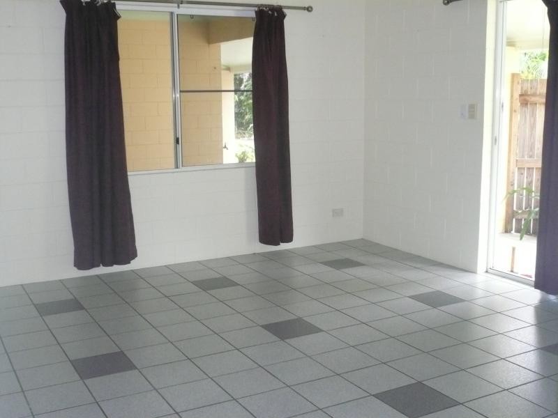 2/24 Oleander Drive, Wonga QLD 4873