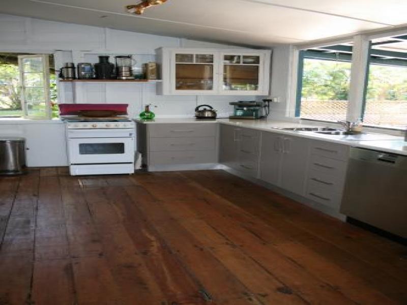 15 Hart Street, Mossman QLD 4873