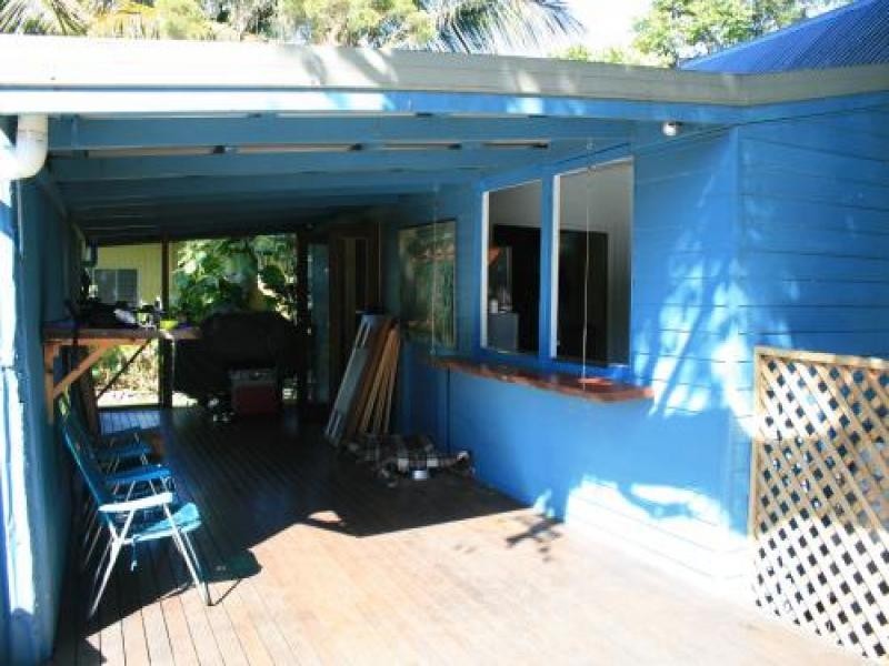 15 Hart Street, Mossman QLD 4873