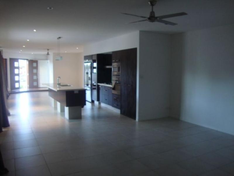 1 Daintree Horizon Dr, Mossman QLD 4873