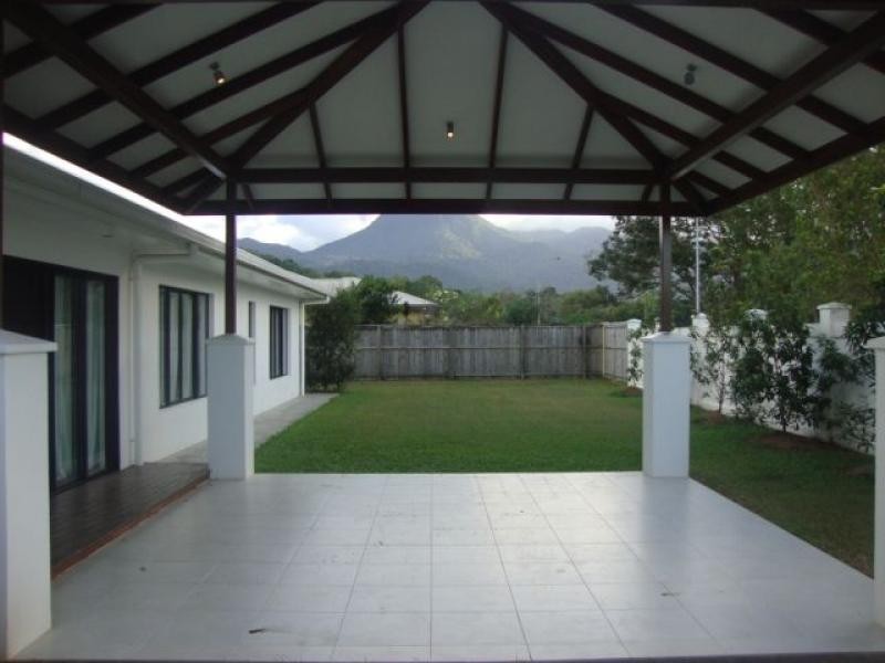 1 Daintree Horizon Dr, Mossman QLD 4873