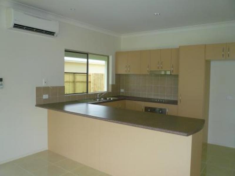 23 Riflebird Cres, Mossman QLD 4873