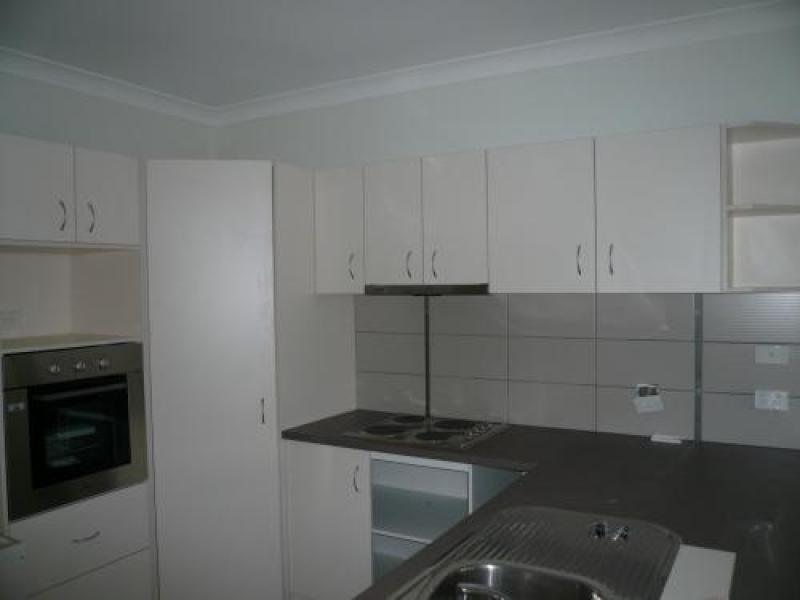 21 White Oak Ave, Mossman QLD 4873