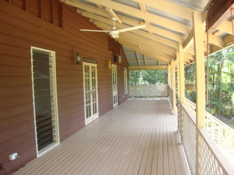 1 Coral Sea Drive, Mossman QLD 4873