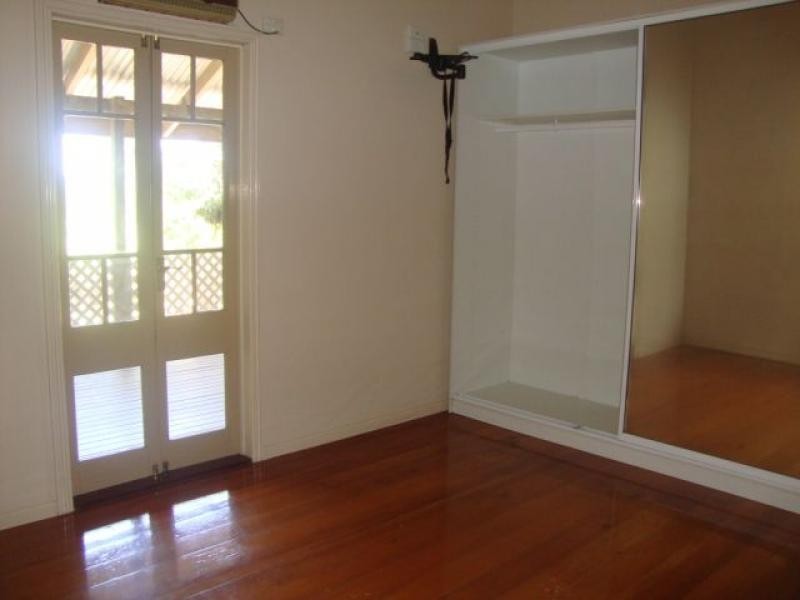 1 Coral Sea Drive, Mossman QLD 4873