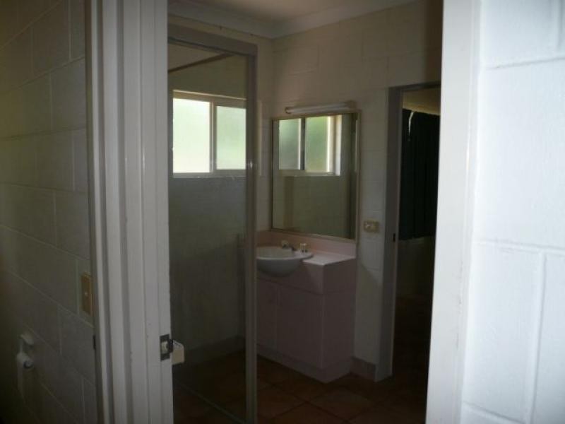 6 Ives Avenue, Wonga QLD 4873