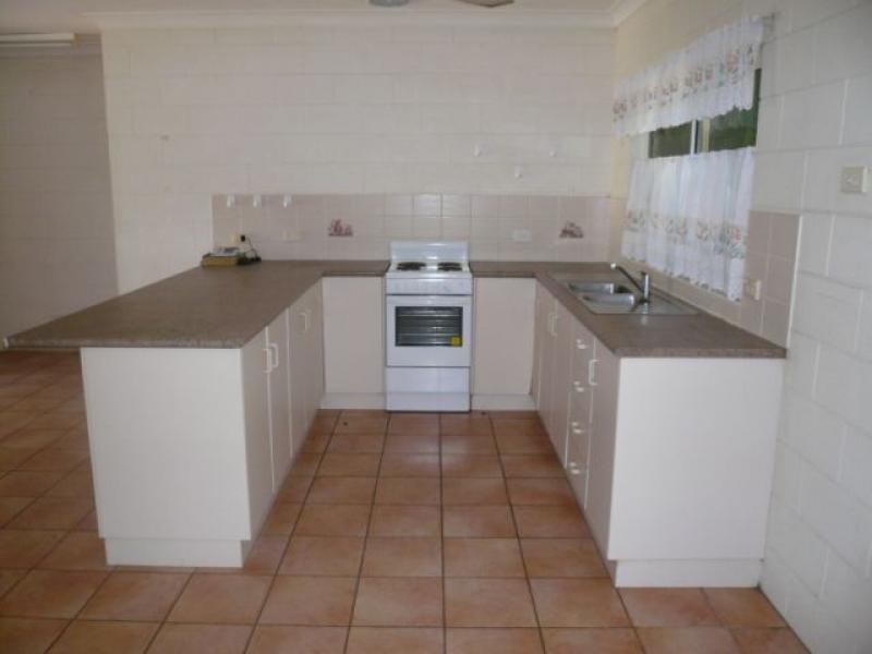 6 Ives Avenue, Wonga QLD 4873