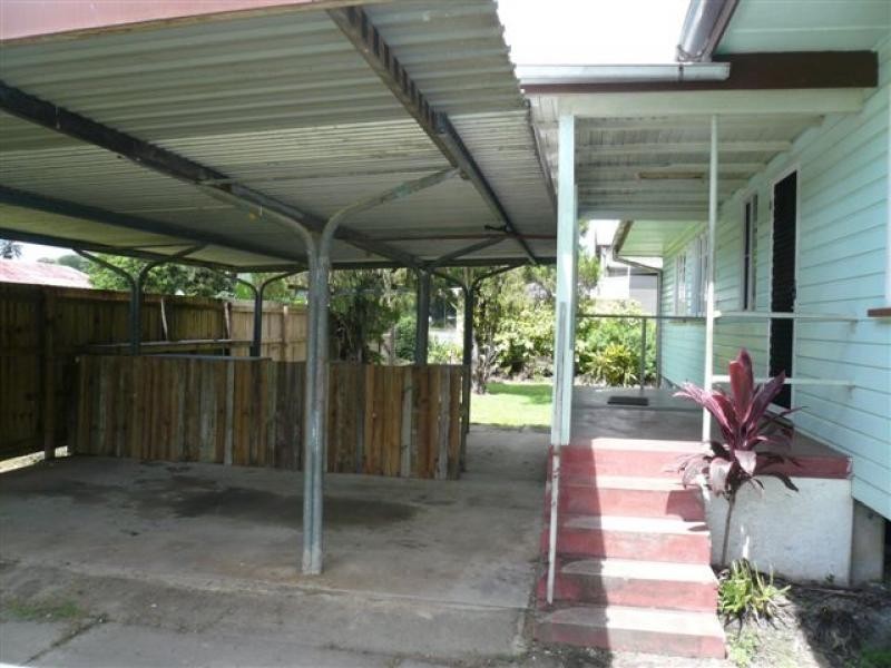 2/12 Thomas Street, Mossman QLD 4873