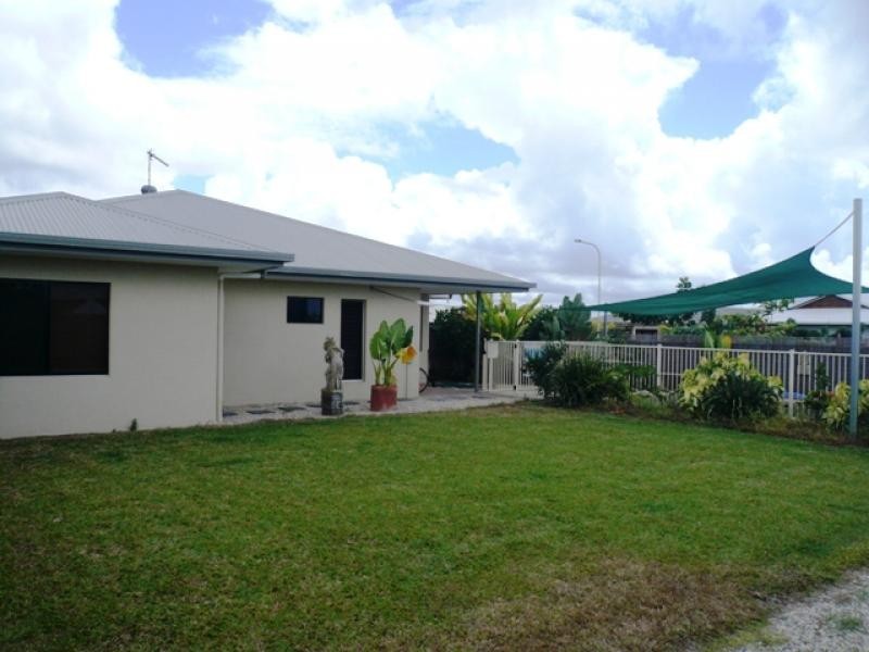 19 Bayil, Cooya Beach QLD 4873